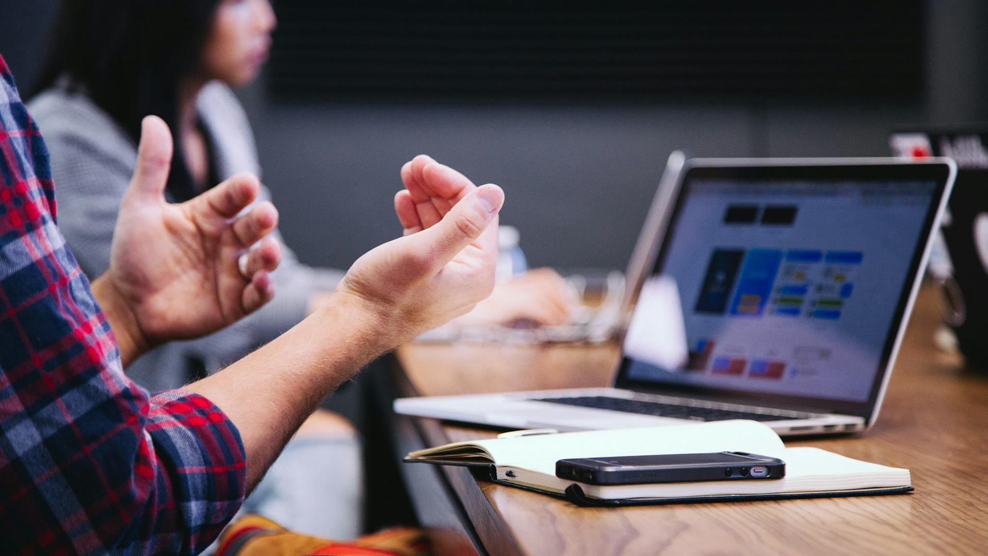 Les assistants personnels propulsés par l'IA évoluent : productivité et commodité accrues